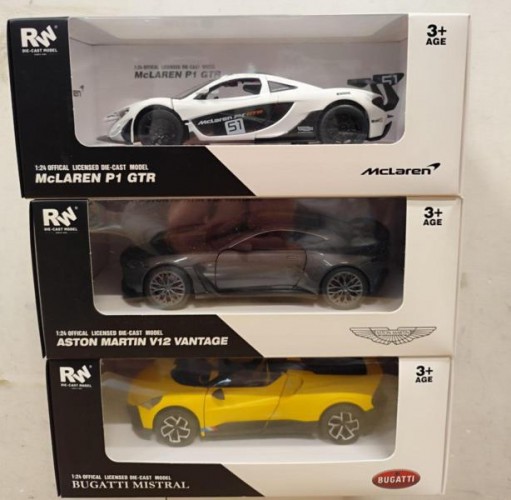 SCATOLA AUTO MC LAREN/BUGATTI/ASTON MARTIN ASS 124